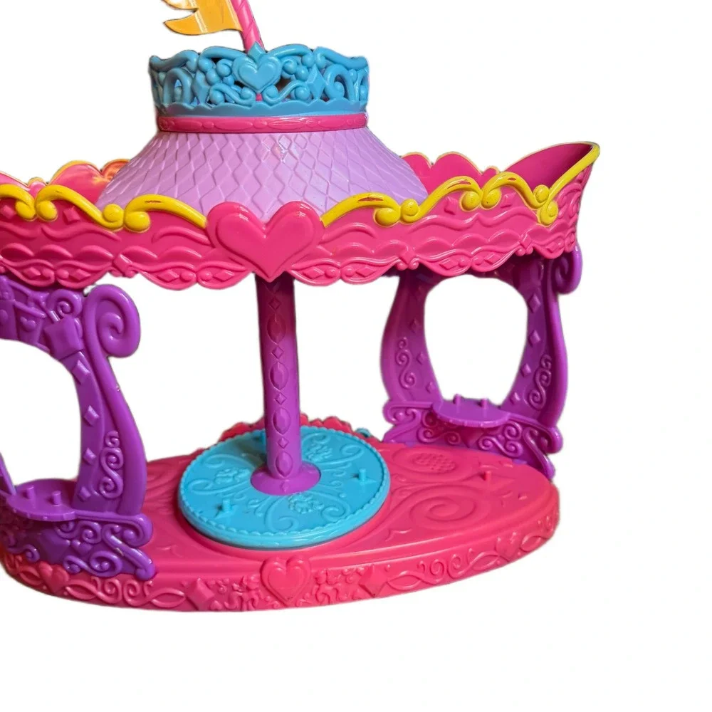 Hasbro My Little Pony Rarity Carousel Boutique Playset 2010 Pink Purple Toy